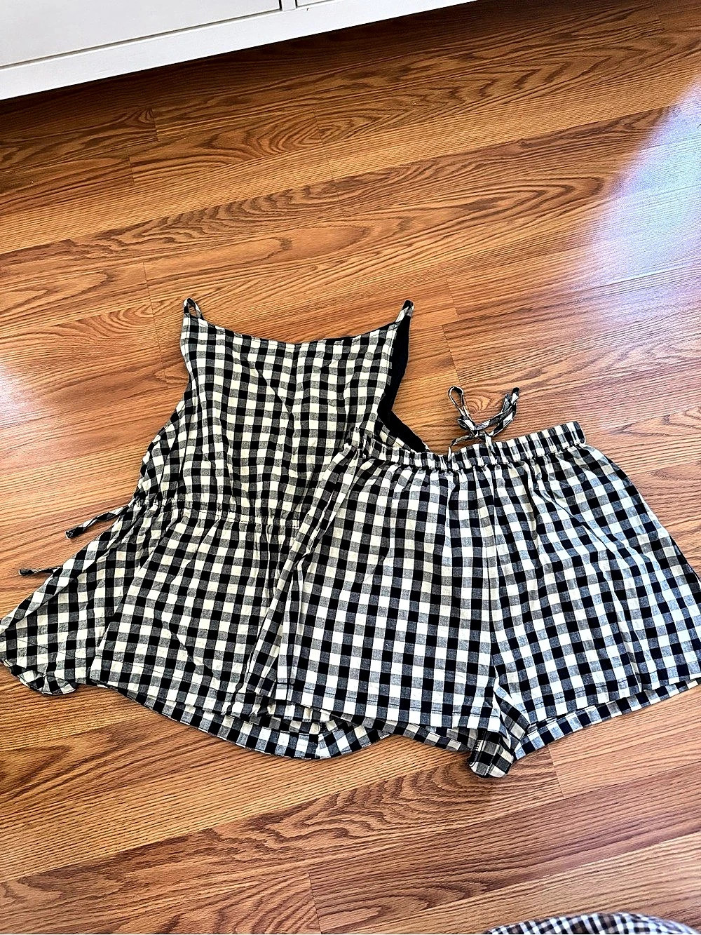 Gingham Romper in Black & White Like New